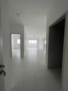 Condominium For Rent in Residensi Sateria