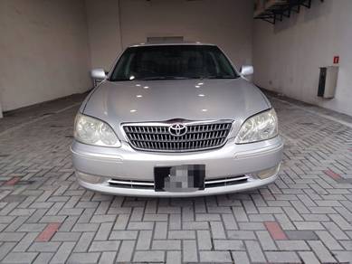 2004 Toyota Camry V
