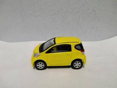 2015 Tomica Limited Toyota IQ