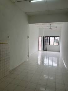 Flat For Sale in Apartment Taman Malinja