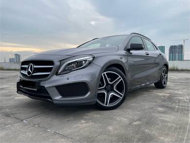 Mercedes Benz GLA250 250 4MATIC (CBU) in Petaling Jaya, SGR