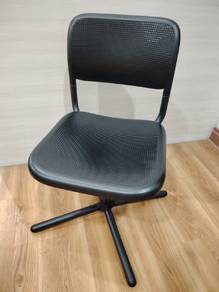 chair, brand ikea (Adjustable height)