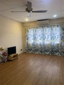 Room in Seri Kembangan, SGR