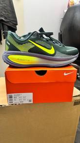 Nike Zoomax