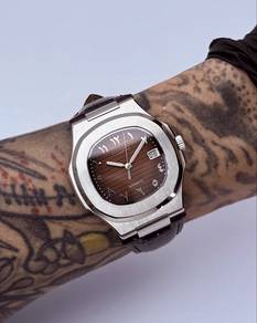 Custom Seiko Mod 40mm Brown Vignette Arabic Naut