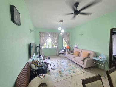 Apartment For Sale in Mon Bisca