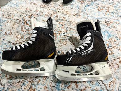 Bauer Kid Ice Skating Shooes