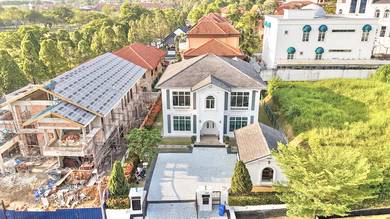 Bungalow House For Sale in Shah Alam,SGR