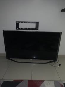 LG ultra HD 4k smart tv 65’ inch