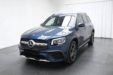 Mercedes Benz GLB250 250 4MATIC AMG LINE in Cheras, KUL