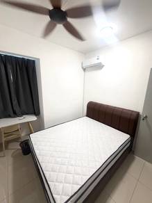 Room in Paya Terubong, PNG