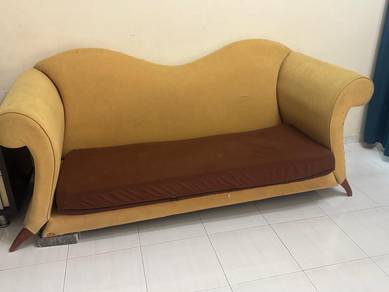 sofa terpakai untuk dijual