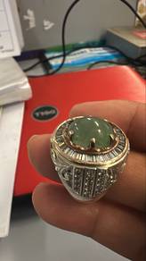 cincin zamrud