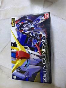 Bandai Zeta Gundam RG (assembled)
