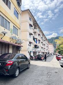 Apartment For Sale in Villa Laksamana