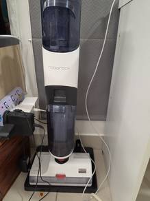 Roborock DYAD Mopping Vacuum Cleaner