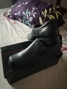 alain delon leather shoes for her