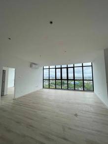 Condominium For Sale in Milano Eight