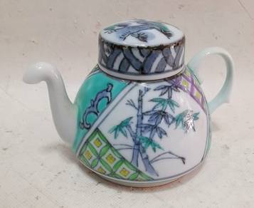 Vintage Hand-Painted Ceramic Teapot with Floral De
