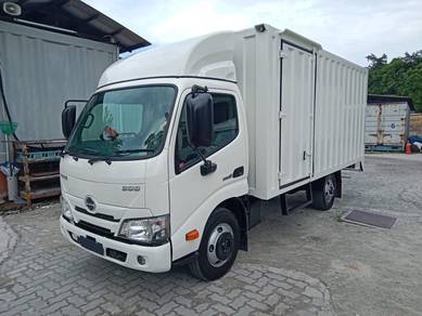 2021 Hino XZU600R (UBS) Corrugated Box 14'2