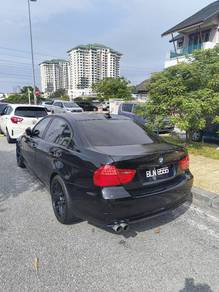 BMW 323i 23i (CKD) in Kota Damansara, SGR