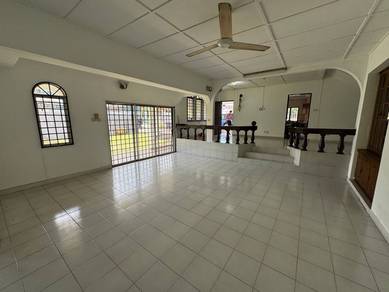 1.5-storey Terraced House For Sale in Petaling Jaya,SGR