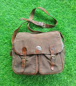 IL Bisonte Original messenger sling bag