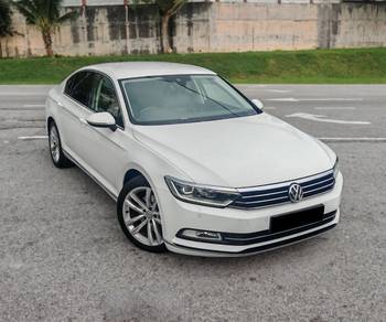 Volkswagen Passat TSI HIGHLINE (CKD) in Kajang, SGR