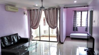 Condominium For Rent in Casa Tropika