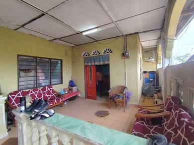 Semi-Detached House For Sale in Pekan,PHG