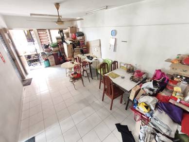 Apartment For Sale in Permata Fadason