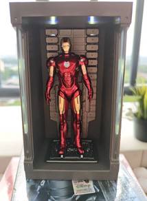 ZD Toys Ironman 4 inch include hangar light up