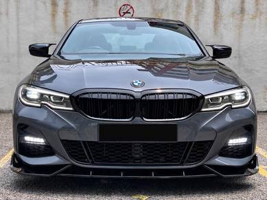 BMW 330i 30i M SPORT in Desa Petaling, KUL