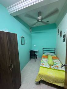 Room in Batu Berendam, MLK