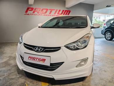Hyundai Elantra PREMIUM in Seri Kembangan, SGR