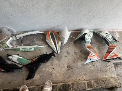 Cover set RS150R V1 V2 ( SET & INNER )