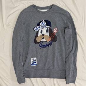Pre-loved Original MLB Yankees Sweatshirt XS Size