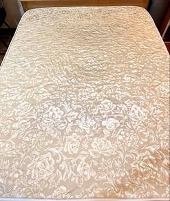 Queen Size Mattress 150x190x19cm
