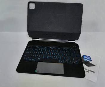 Magnetic Wireless Keyboard Case for iPad Black Pro