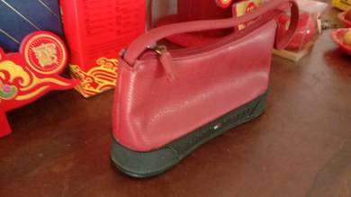 Tommy Hilfiger Handbag
