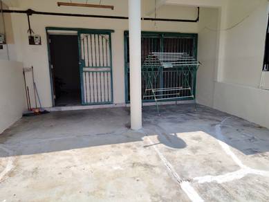 2-storey Terraced House For Sale in Seri Kembangan,SGR