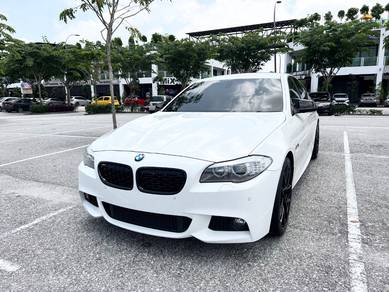 2011 BMW 523i 23i M SPORT
