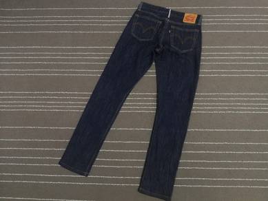 LEVIS SELVEDGE Boyfriends skinny fit W29