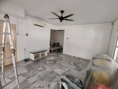 2-storey Terraced House For Sale in Seri Kembangan,SGR