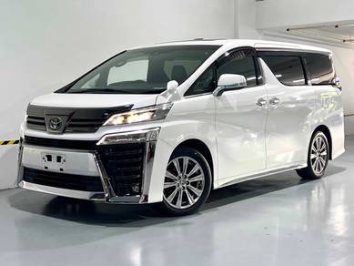 Toyota Vellfire GOLDEN EYES II in Ara Damansara, SGR