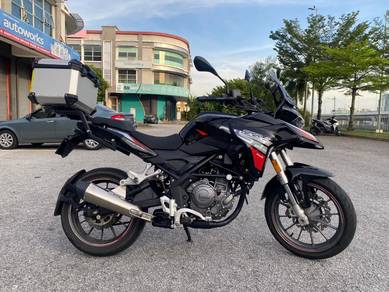 Benelli TRK 251 SE