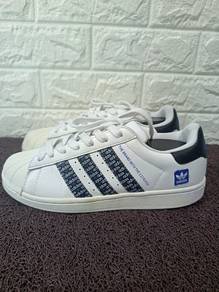 Uk7 Adidas Superstar White Blue Stripes Sneakers