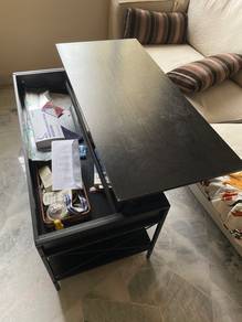 Lift-top Coffee Table