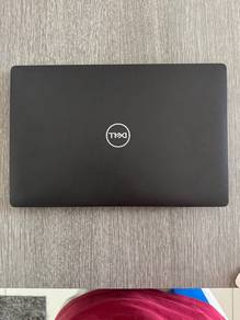 DELL Precision 3541 (WORKSTATION / LAPTOP)