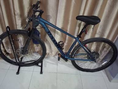 Shimano Camp Dare 9.9 mountain bike